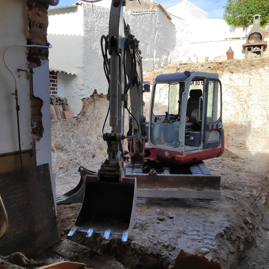 Excavaciones y movimiento de tierras